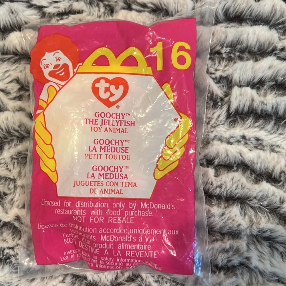 Ty beanie bears & animals from McDonalds Happy Meals all sealed